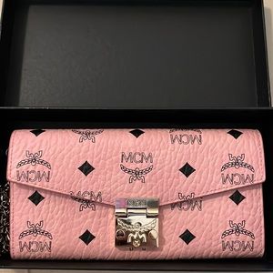 New never used MCM crossbody purse-authentic